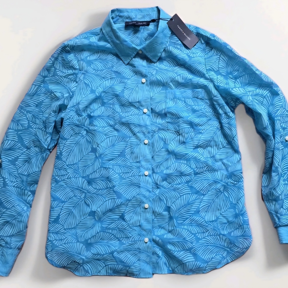 NWT Tommy Hilfiger Women's Roll Up Sheer Button Down Shirt Palm Leaf Size M Blue
